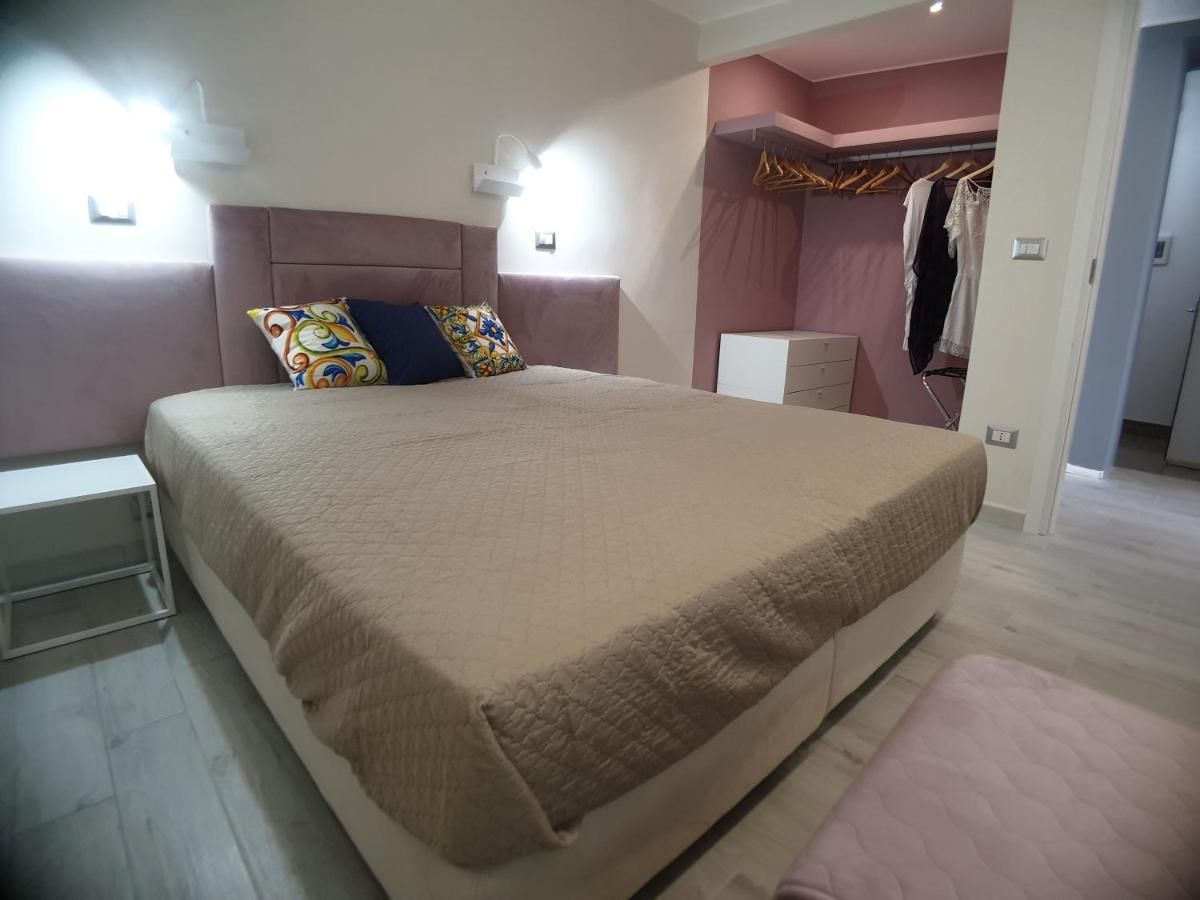 Stella-Guesthouse Solarino Εξωτερικό φωτογραφία