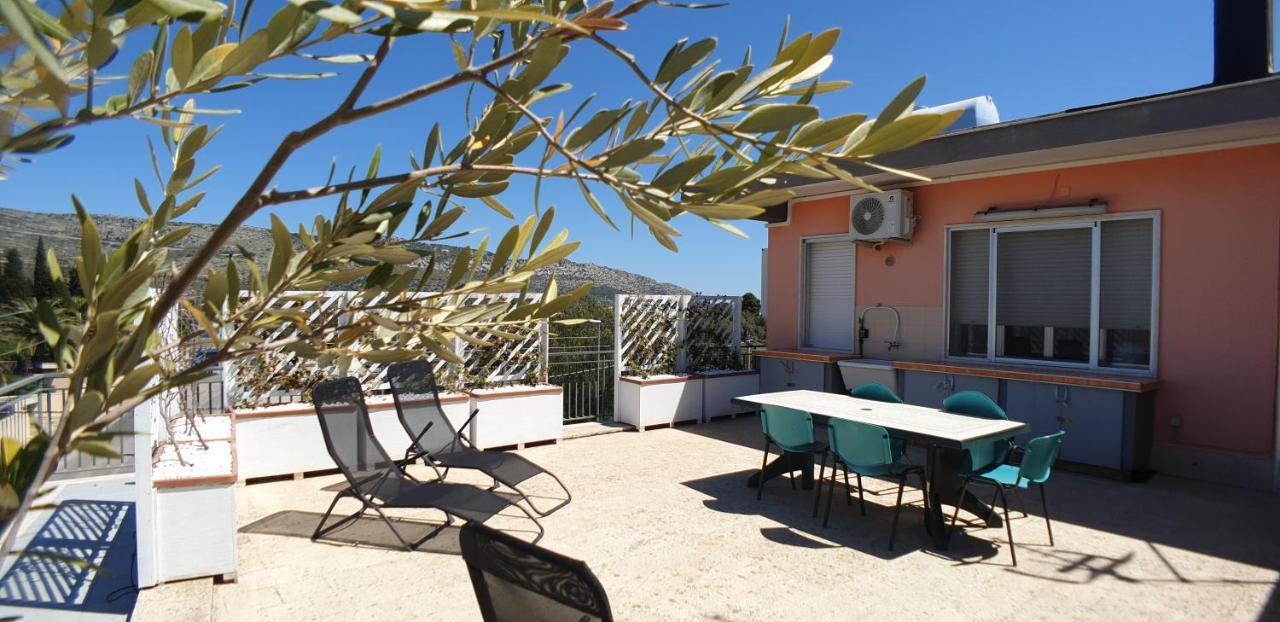 Stella-Guesthouse Solarino Εξωτερικό φωτογραφία